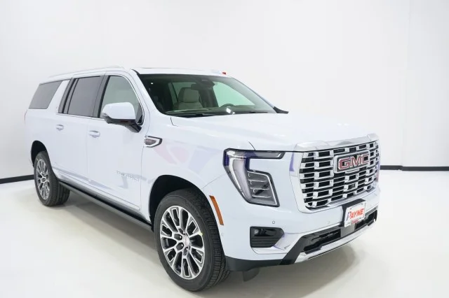 New 2026 Glacier White Tricoat GMC Denali image 3