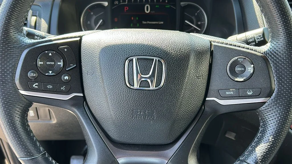 Used 2023 Black Honda EX-L image 12