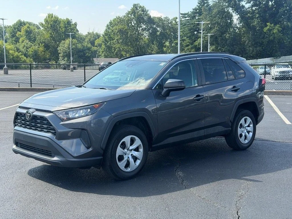 Used 2019 Gray Toyota LE image 9