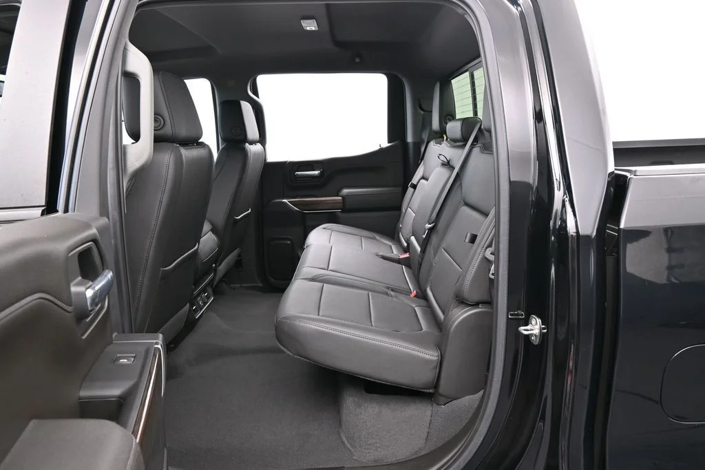 Used 2021 Black Chevrolet LT image 29