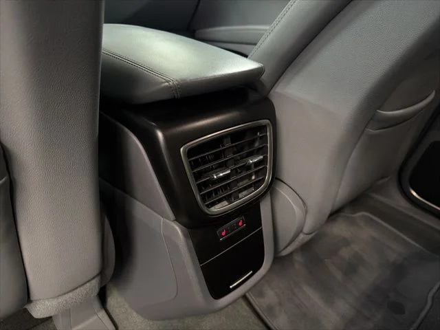 Used 2020 Black Lincoln Reserve image 15