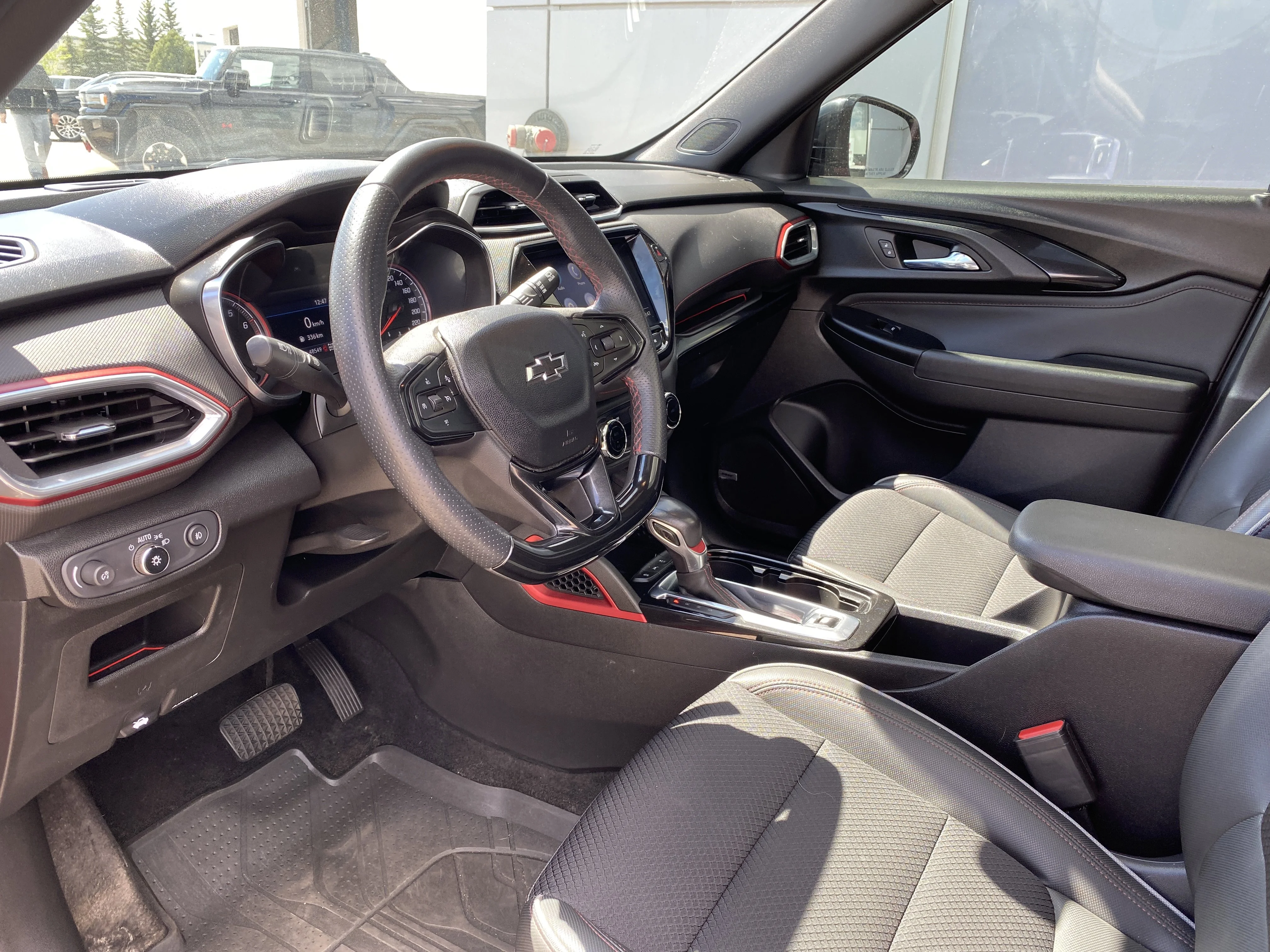 Used 2021 Red Chevrolet RS AWD * ADAPTIVE CRUISE * 18 ALLOYS * BLIND SPOT MONITORING * image 9