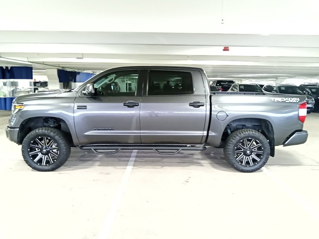 Used 2019 Magnetic Gray Metallic Toyota SR5 image 8