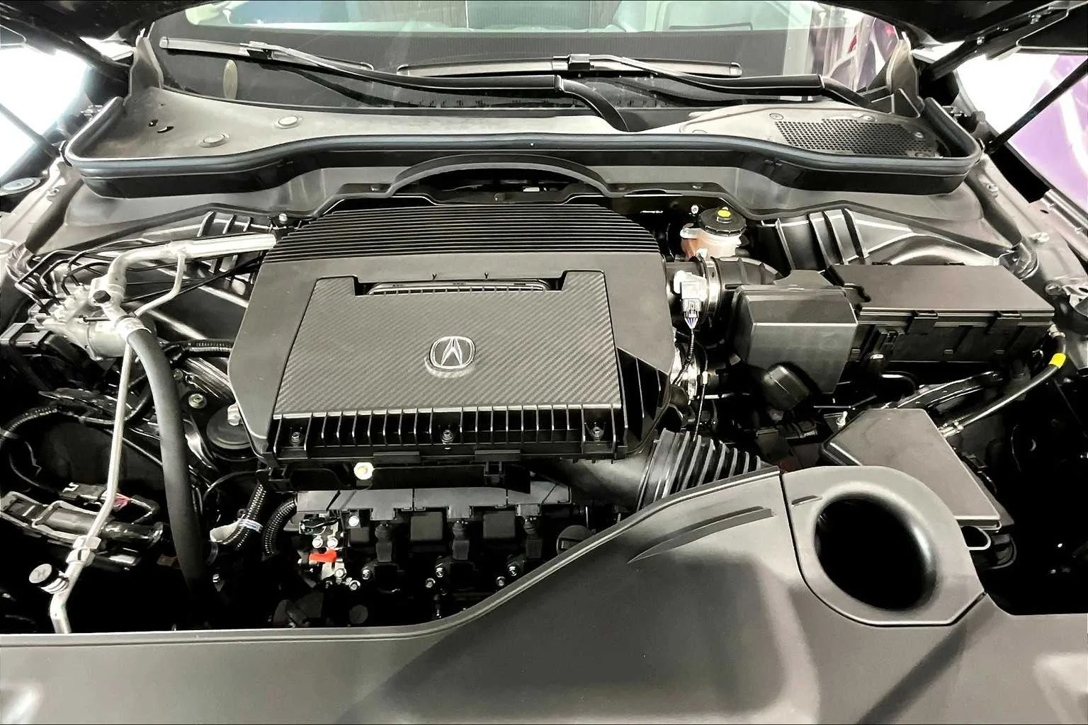 New 2026 Liquid Carbon Metallic Acura w/Advance Package image 9
