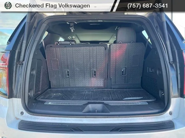 Used 2023 Iridescent Pearl Tricoat Chevrolet Premier image 19