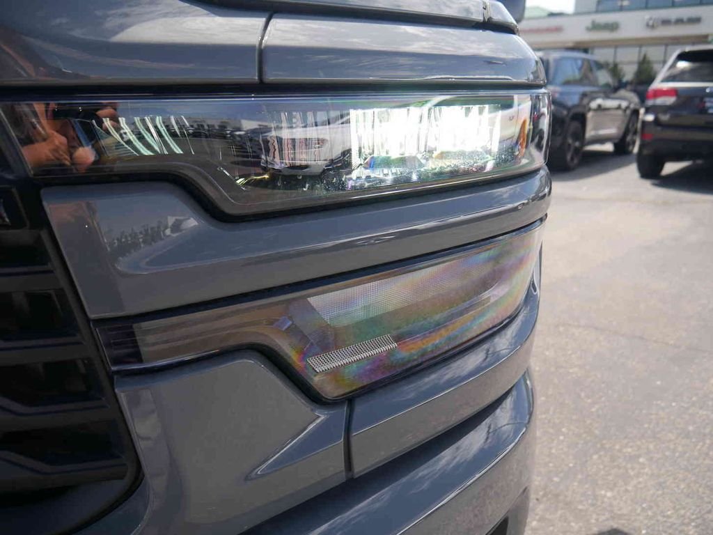New 2026 Ceramic Gray Clear-Coat Exterior Paint RAM BIG HORN image 24
