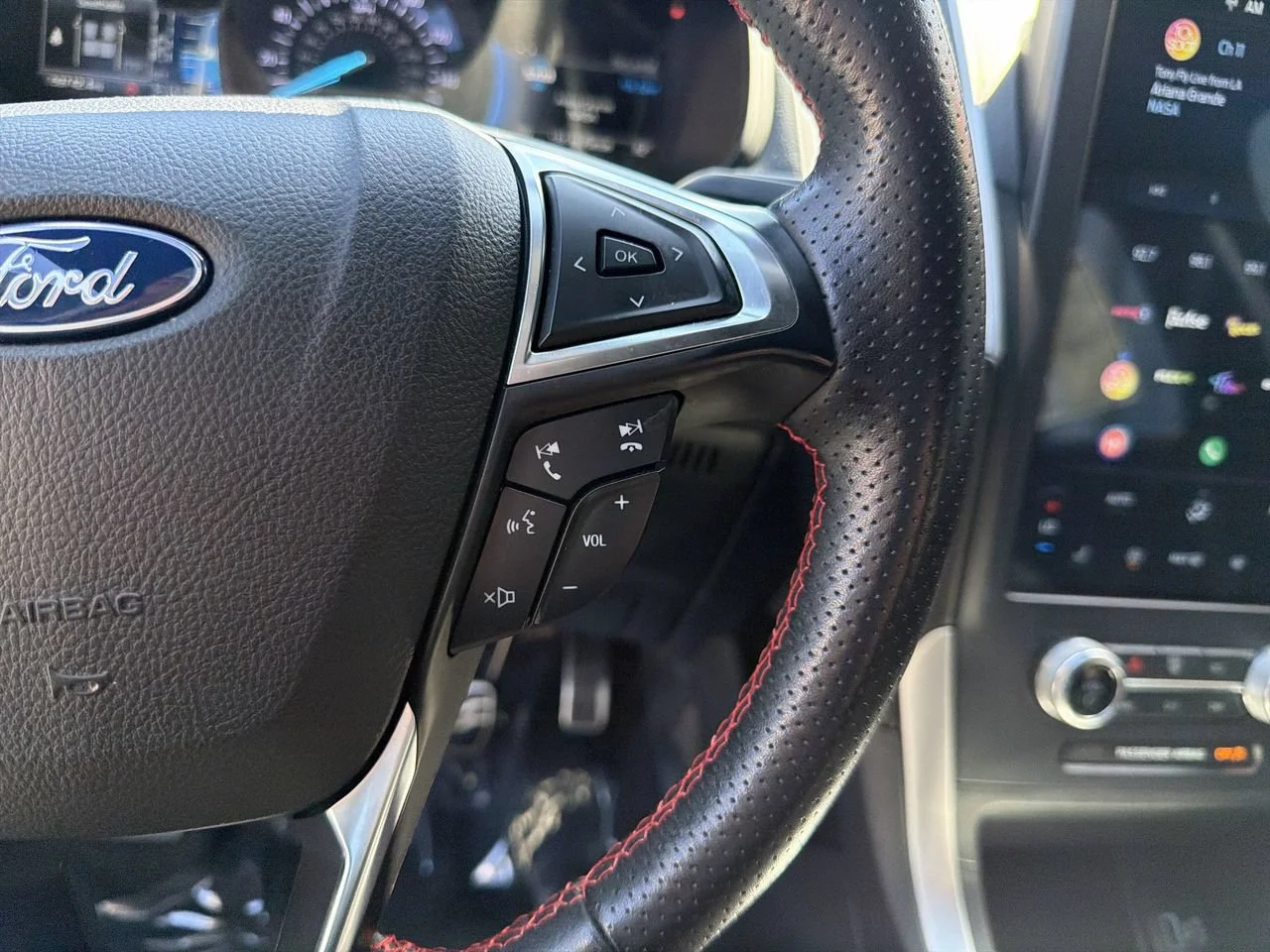 Used 2022 Black Ford ST-Line image 32