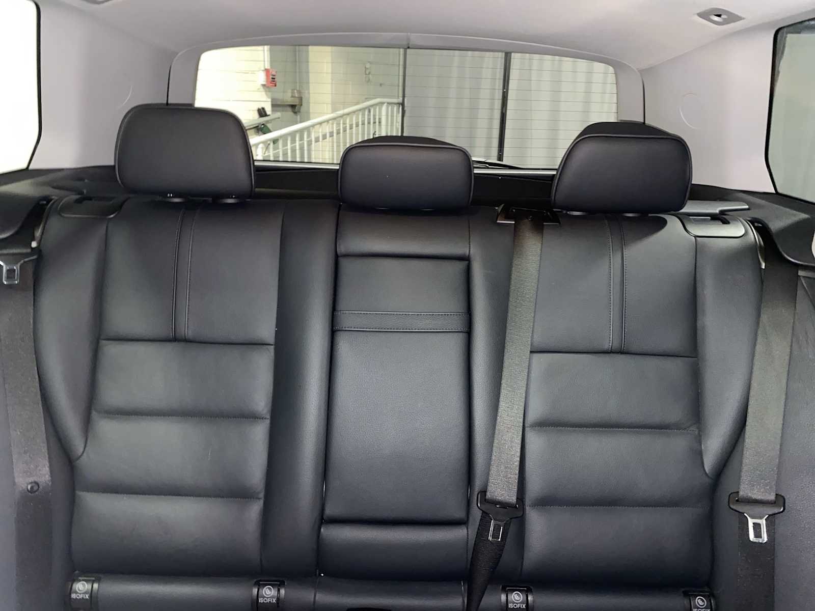 Used 2010 Black Mercedes-Benz GLK 350 image 22