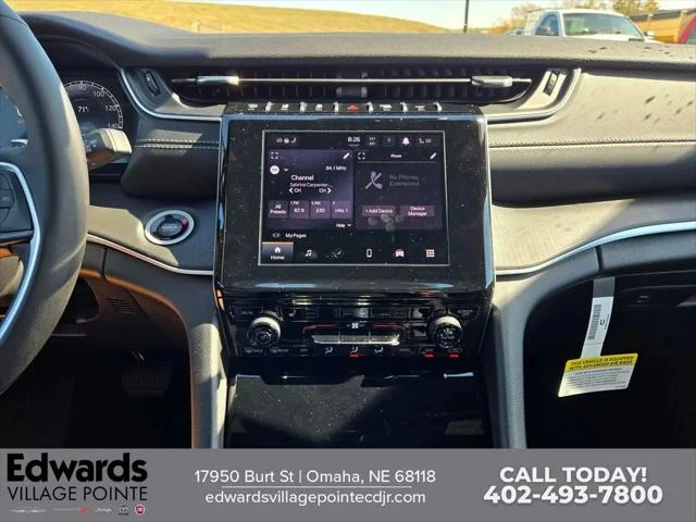 2025 Jeep Grand Cherokee Altitude - Photo 31