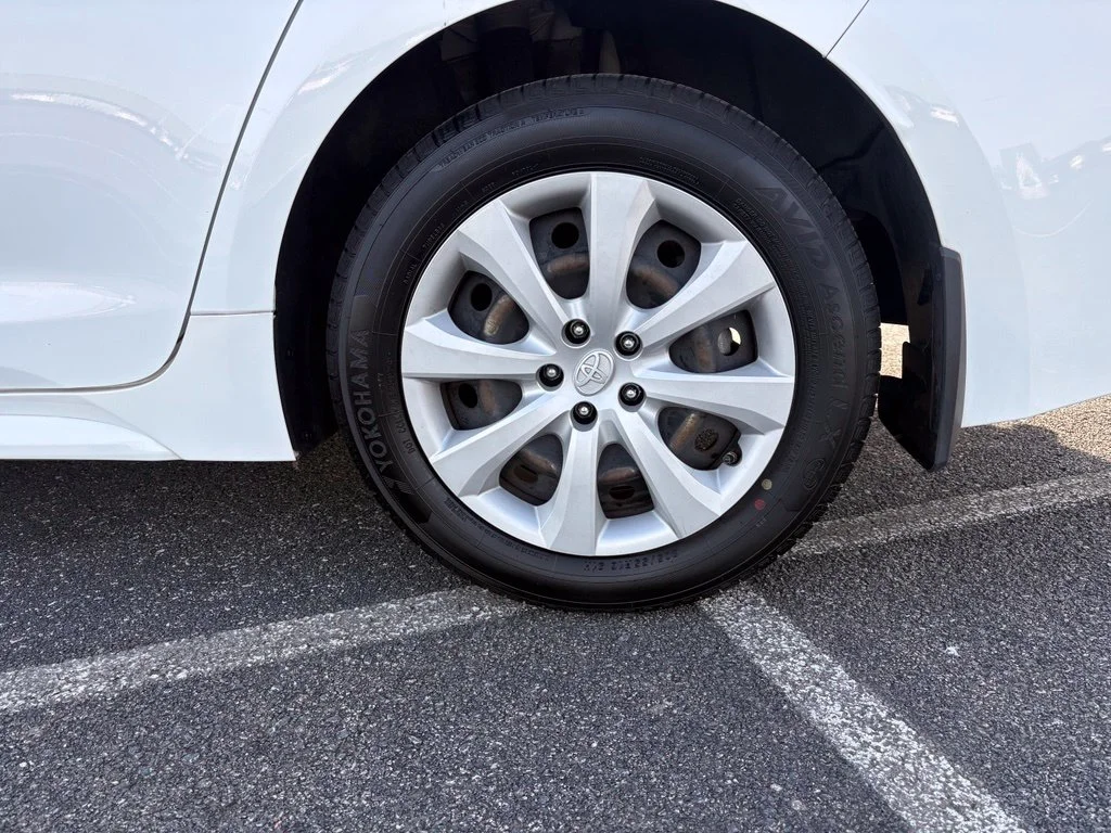 Used 2023 White Toyota LE image 11