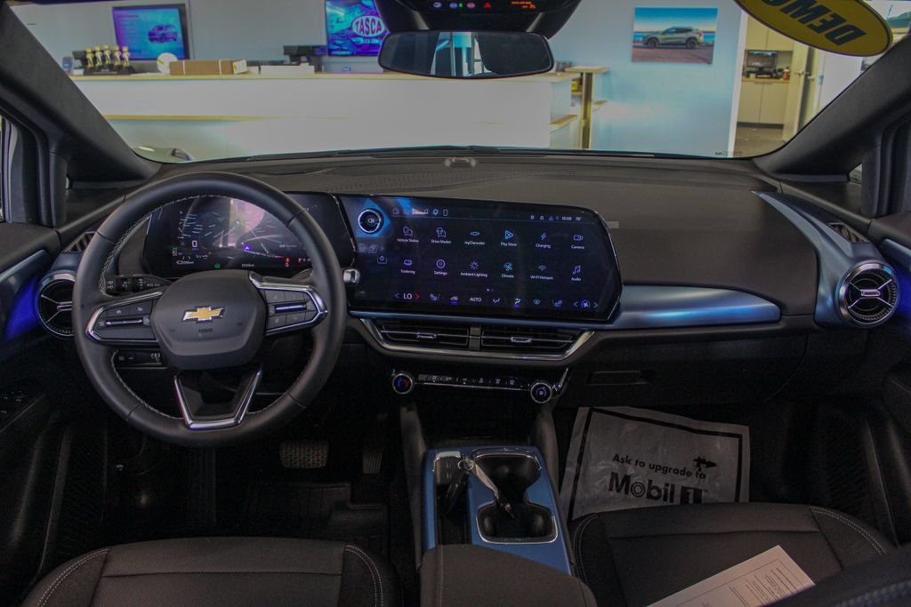 2026 Chevrolet Equinox EV 2LT - Photo 17
