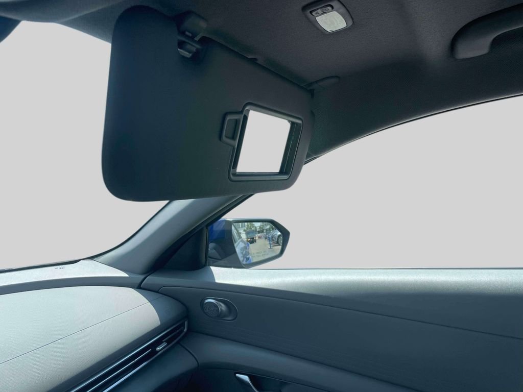 Used 2023 Blue Hyundai SEL image 32