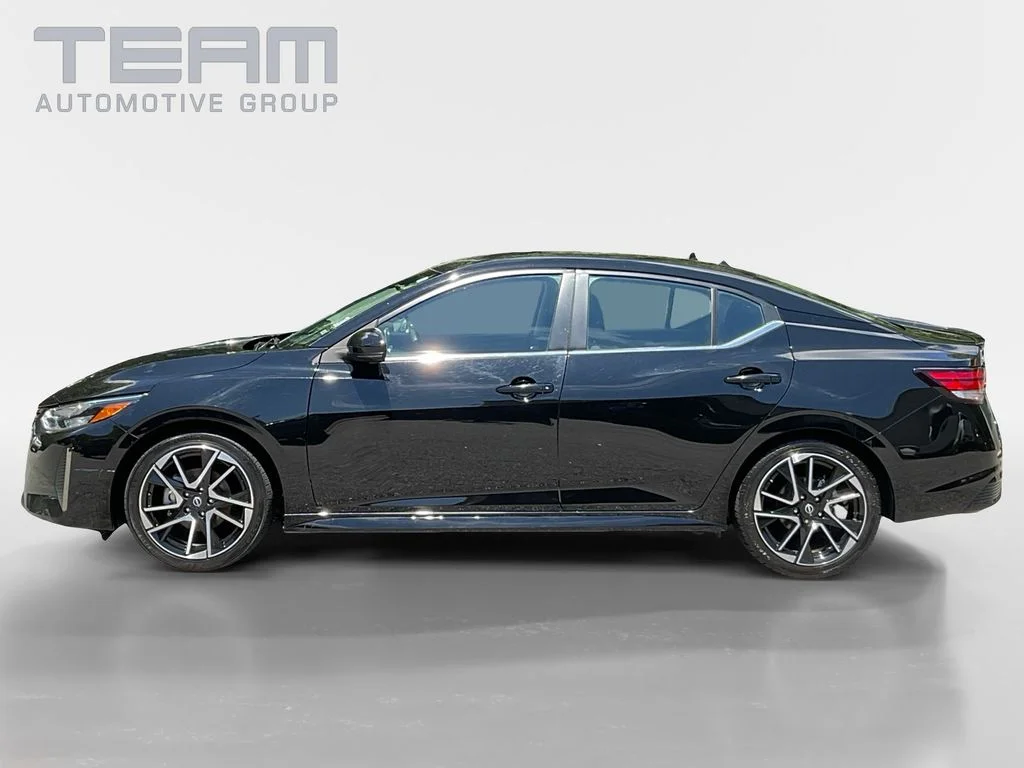 Used 2025 Black Nissan SR image 4