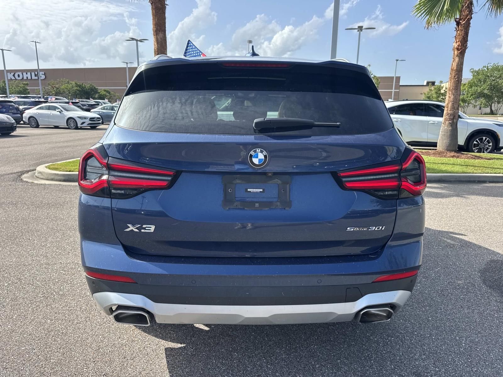 Used 2023 Blue BMW sDrive30i image 7