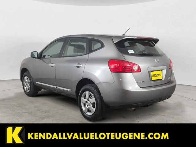 Used 2013 Gray Nissan S image 3