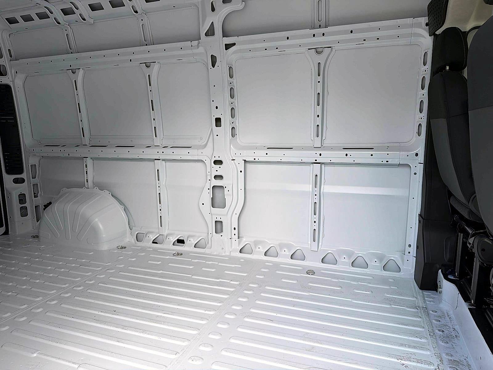 New 2026 Bright White Clear-Coat Exterior Paint RAM Tradesman image 6