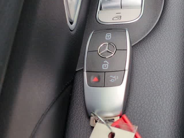 New 2026 Selenite Grey Metallic Mercedes-Benz GLE 450 image 36
