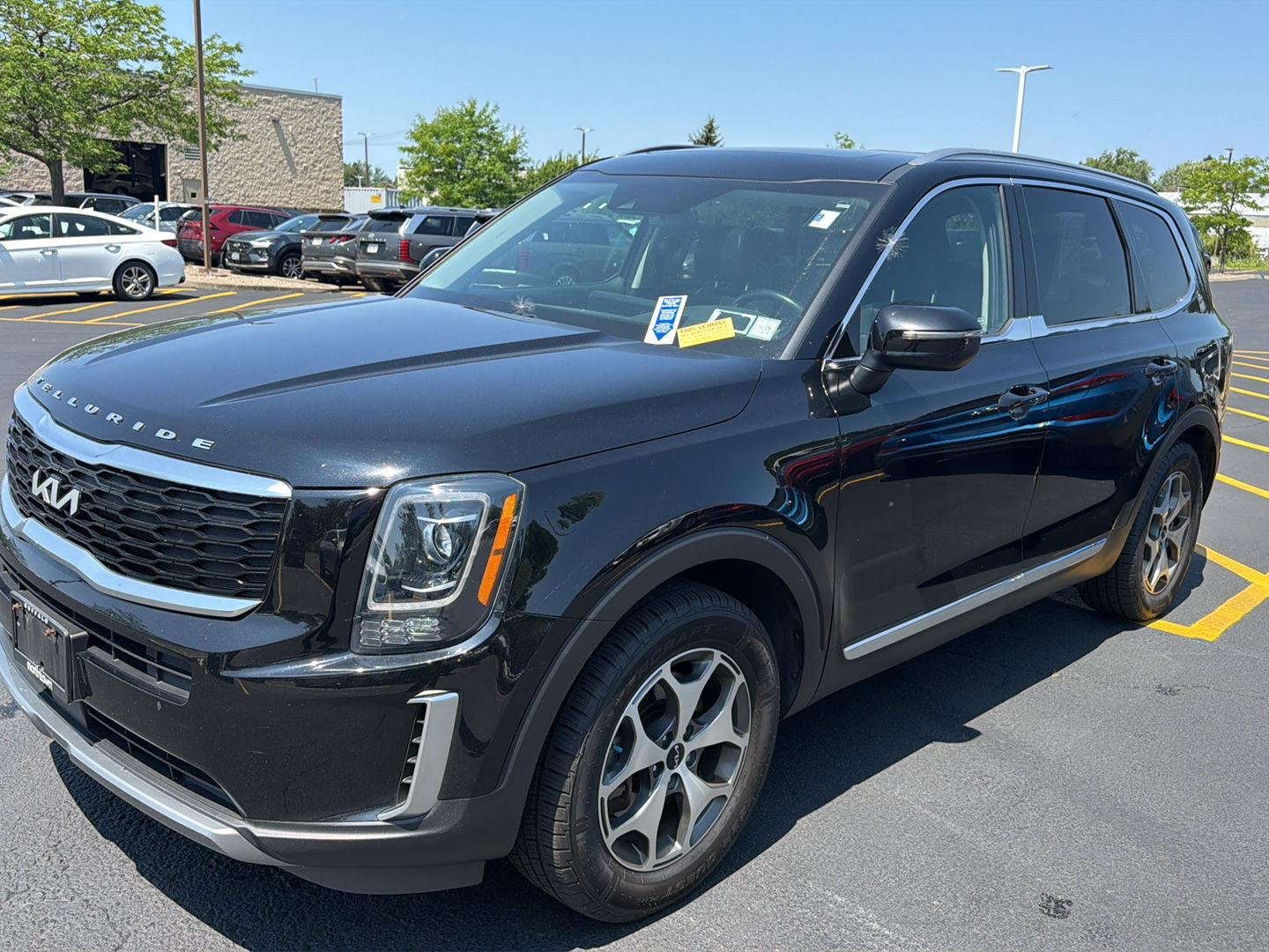 Used 2022 Ebony Black Kia EX image 3