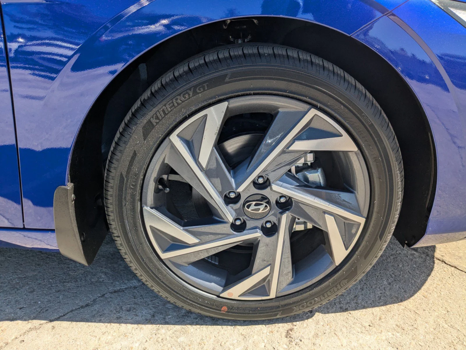 2025 Hyundai Elantra SEL - Photo 8
