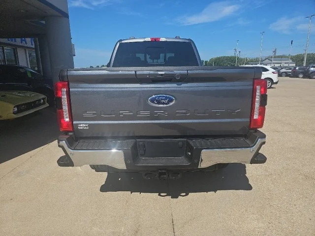 New 2026 Carbonized Gray Metallic Ford F-250® Lariat® image 43