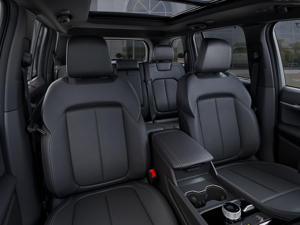New 2025 Bright White Clear-Coat Exterior Paint Jeep Limited image 16