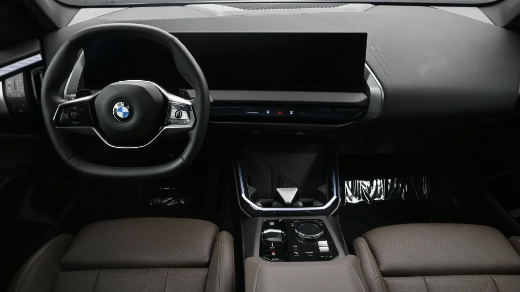 Used 2026 White BMW 30 xDrive image 4