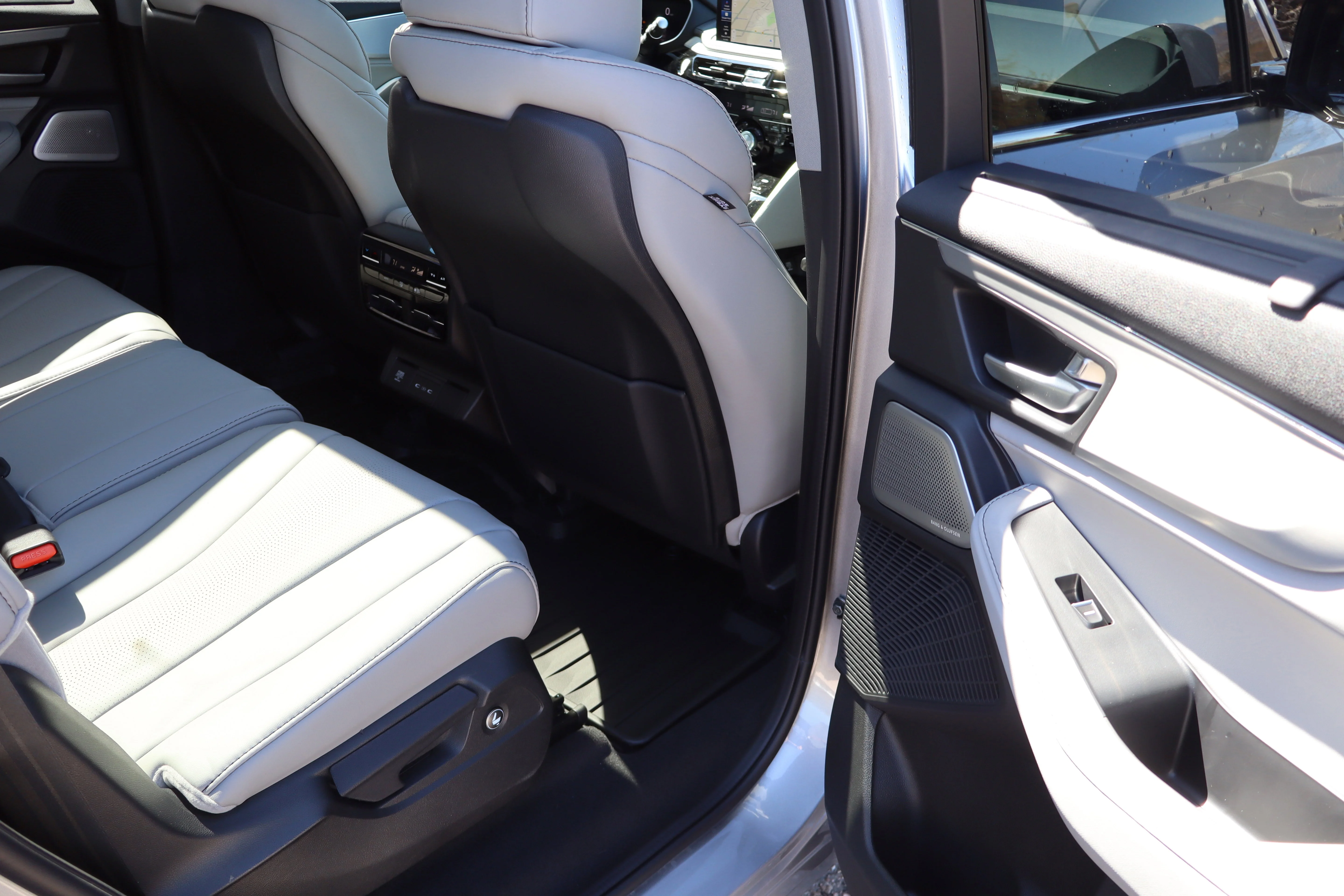 New 2026 Silver Acura w/Technology Package image 30