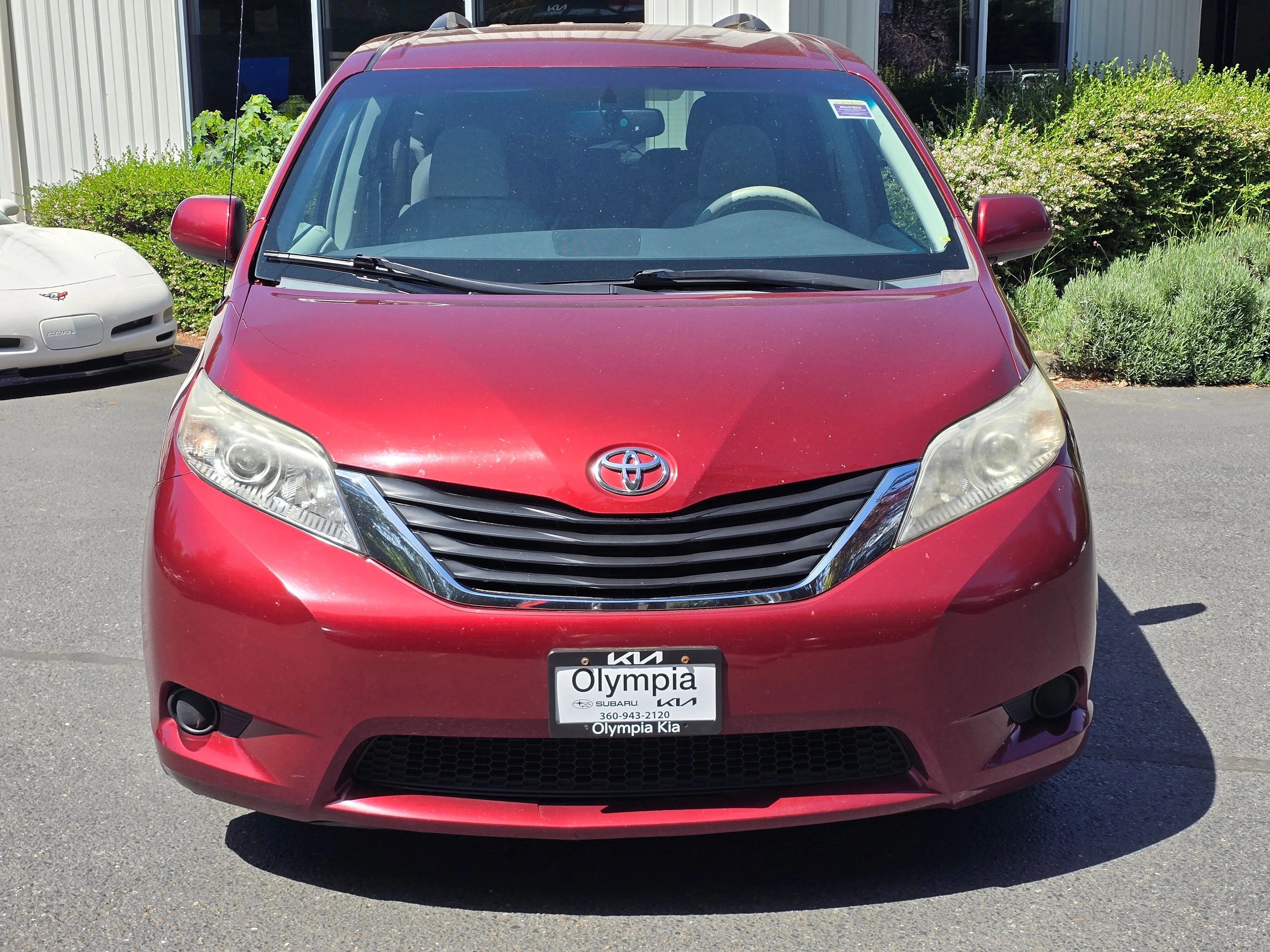 Used 2011 Toyota Sienna LE with VIN 5TDKK3DC0BS008012 for sale in Olympia, WA