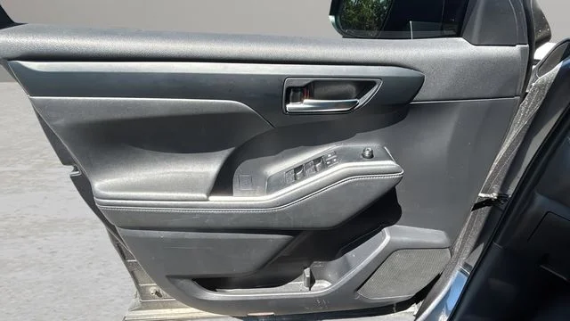Used 2020 Gray Toyota XLE image 17