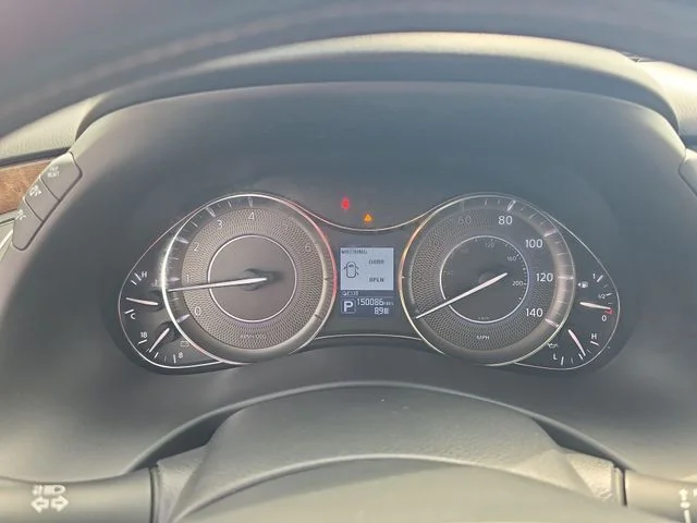 Used 2017 Gray INFINITI Base image 21