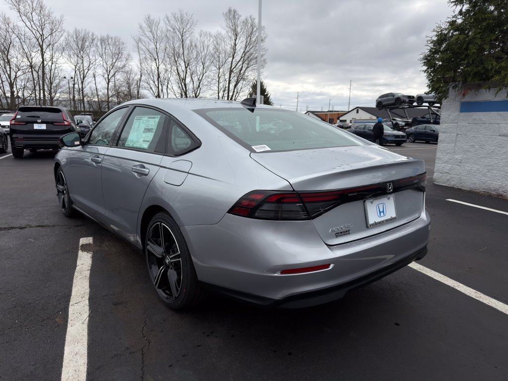 New 2026 Solar Silver Metallic Honda SE image 3