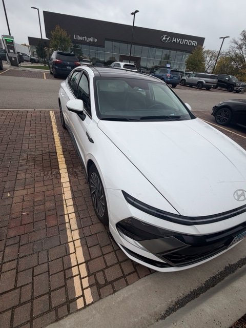 2025 Hyundai Sonata Hybrid