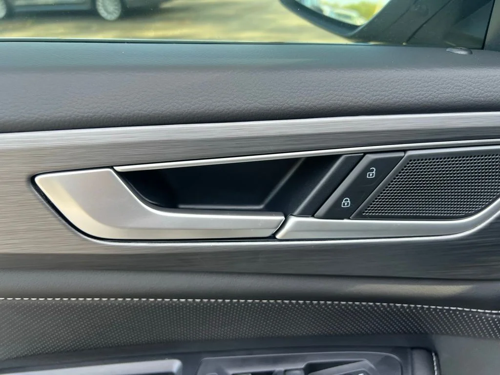 2026 Volkswagen Atlas Cross Sport SE w/Tech - Photo 53