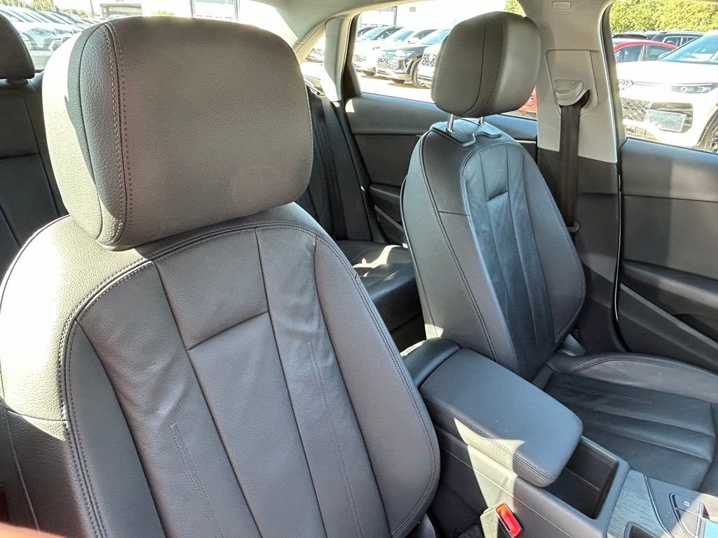 Used 2019  Audi 2.0T Premium image 38