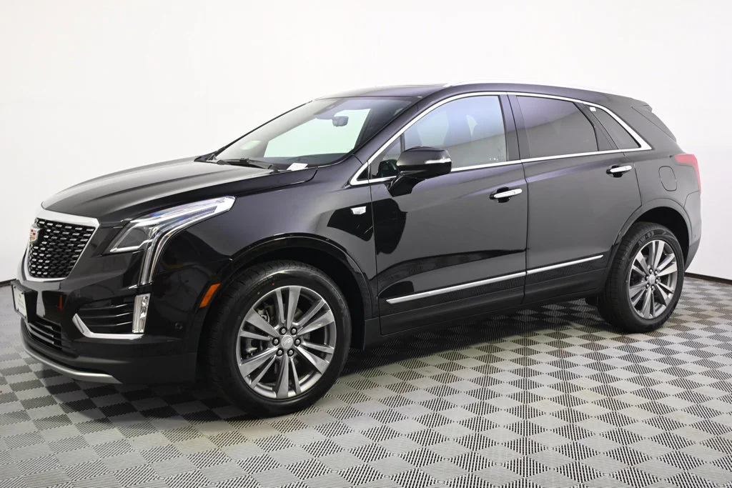 Used 2024 Stellar Black Metallic Cadillac Premium Luxury image 2