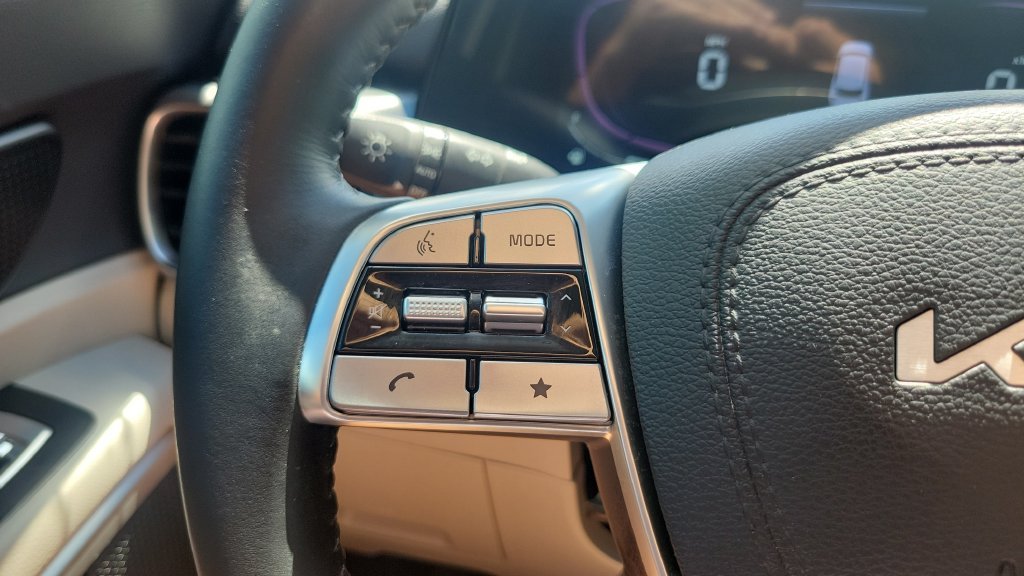 2023 Kia Telluride S - Photo 21