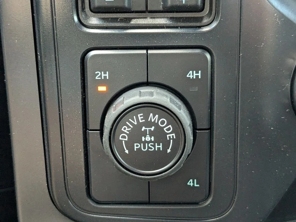 New 2026 Agate Black Metallic Ford Tremor image 24