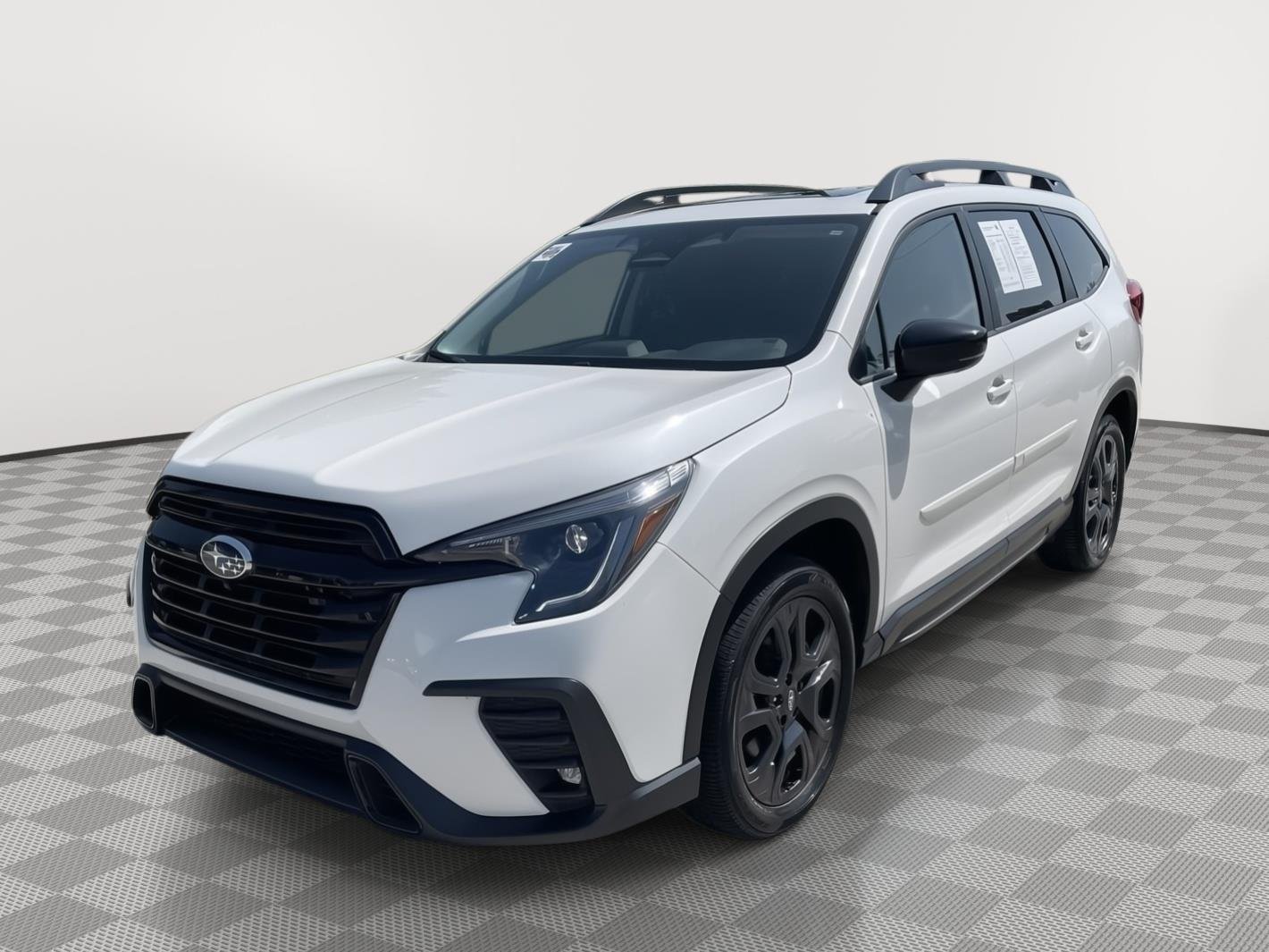 Used 2026 Crystal White Pearl Subaru Onyx Edition Touring image 12