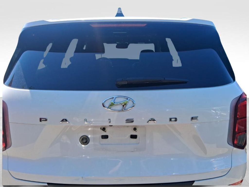 Used 2020 White Hyundai Limited image 15