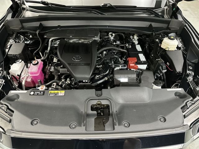 Used 2025 Black Toyota XLE image 20