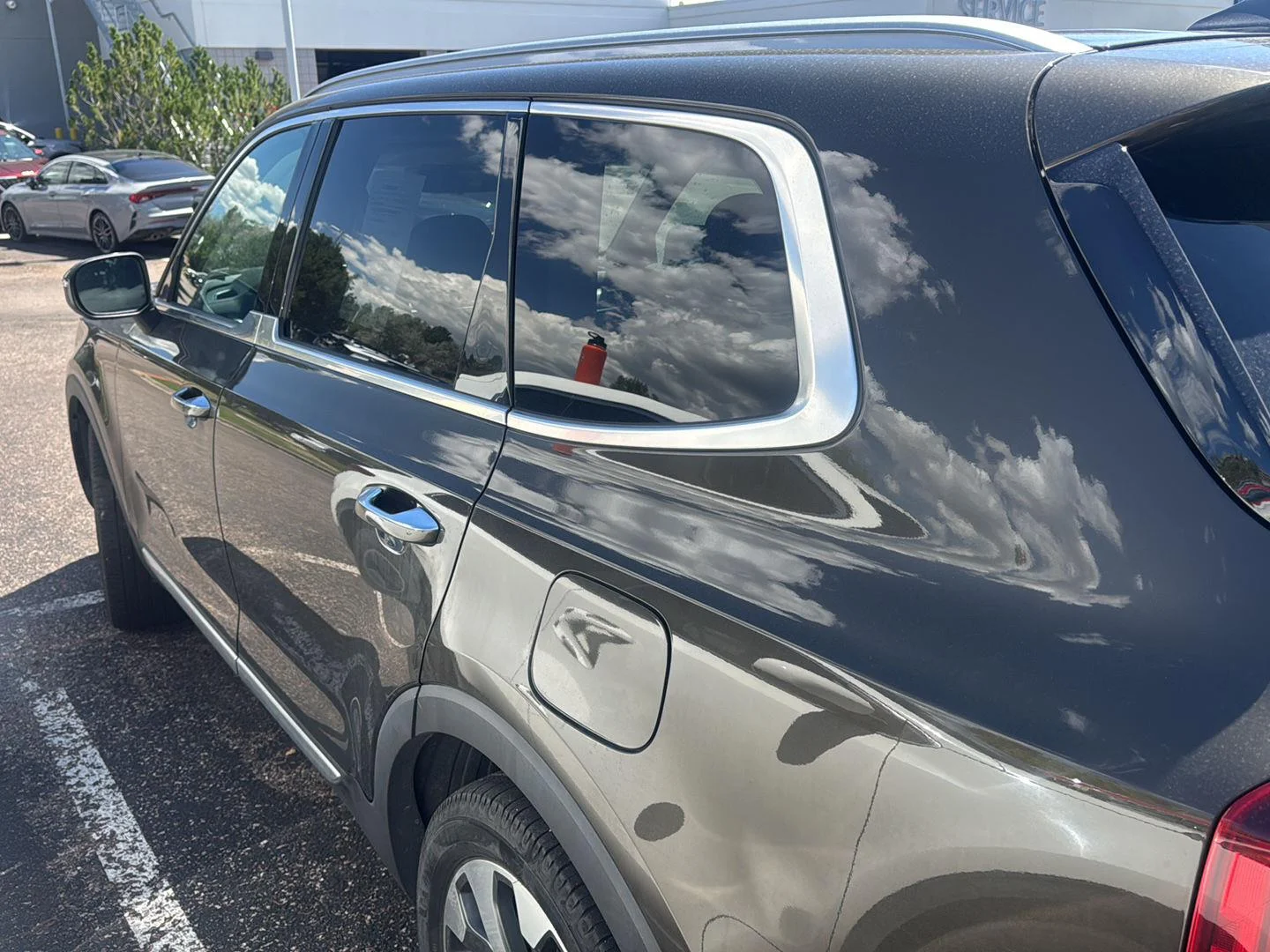 Used 2020 Dark Moss Kia S image 6