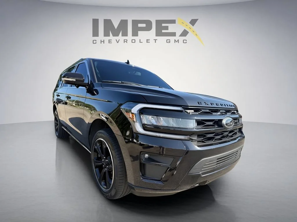 Used 2024  Ford Limited image 7