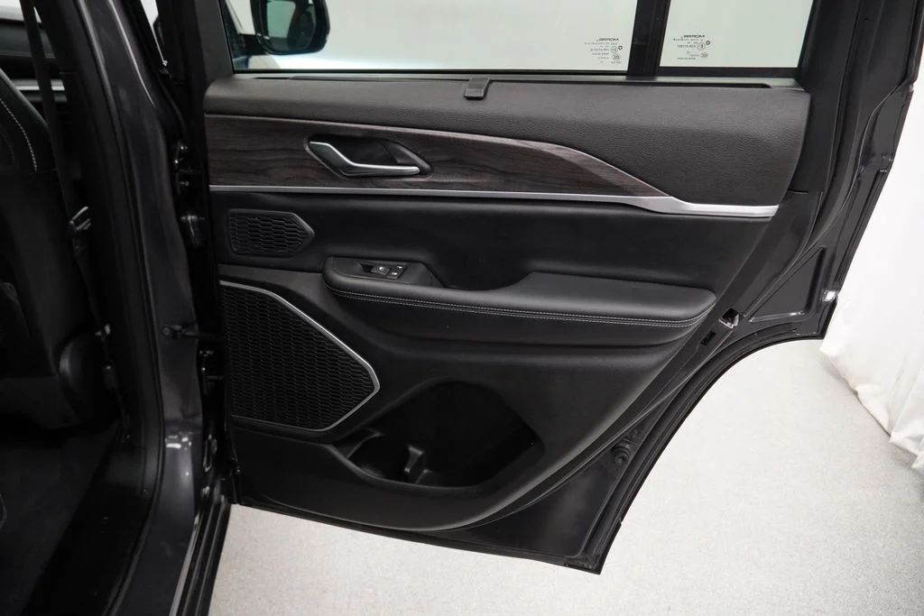 Certified Used 2024 Gray Jeep Limited image 46