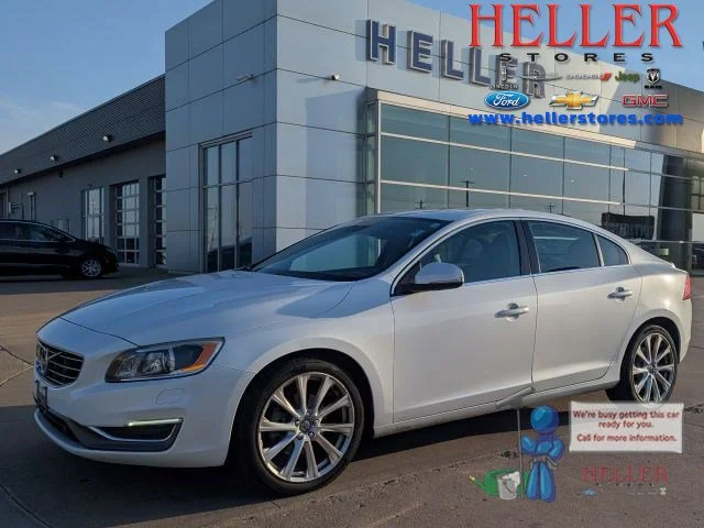 2016 Volvo S60 T5 Drive-E FWD Inscription Platinum's photo