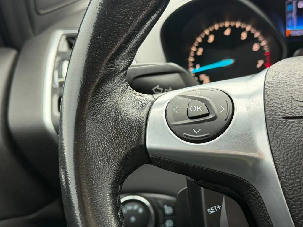 Used 2013 Red Ford Titanium image 15