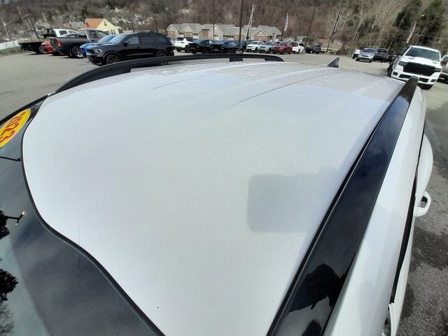 Used 2023 White Kia X-Line image 59