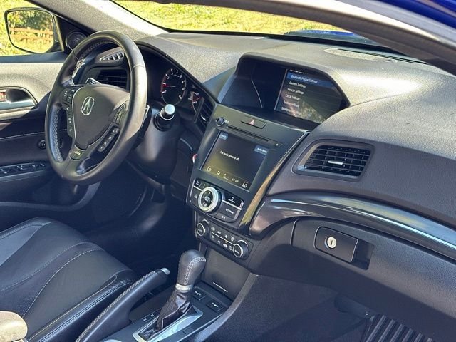 Used 2021 Apex Blue Pearl Acura Premium and A-SPEC Packages image 23