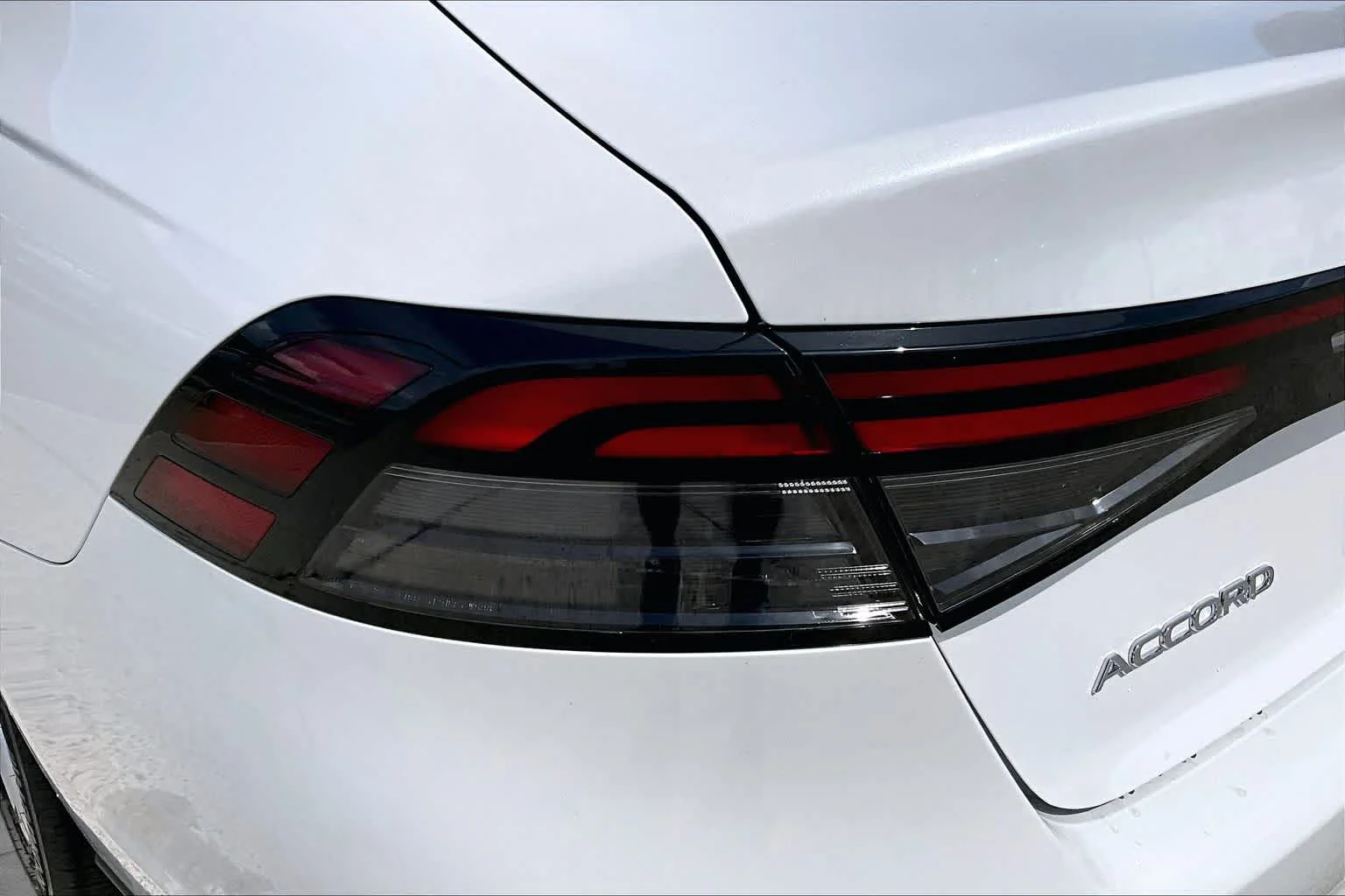 New 2026 Platinum White Pearl Honda LX image 14