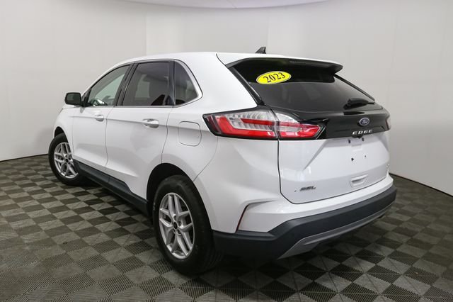 Used 2023 White Ford SEL image 7