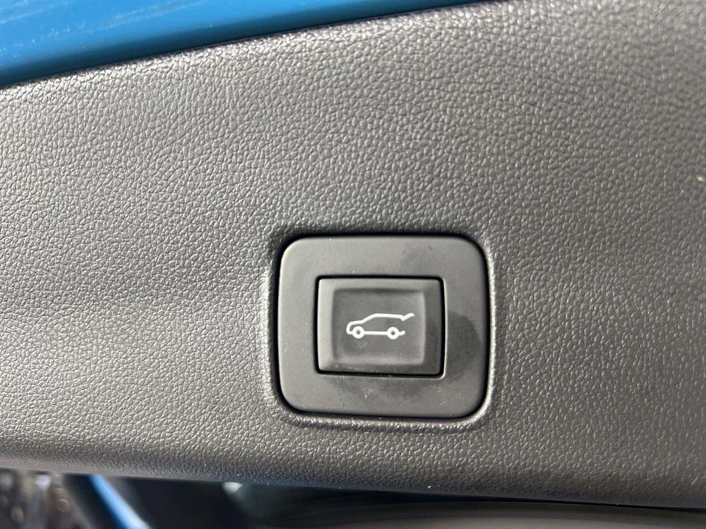 Used 2026 Marina Blue Chevrolet LT image 19